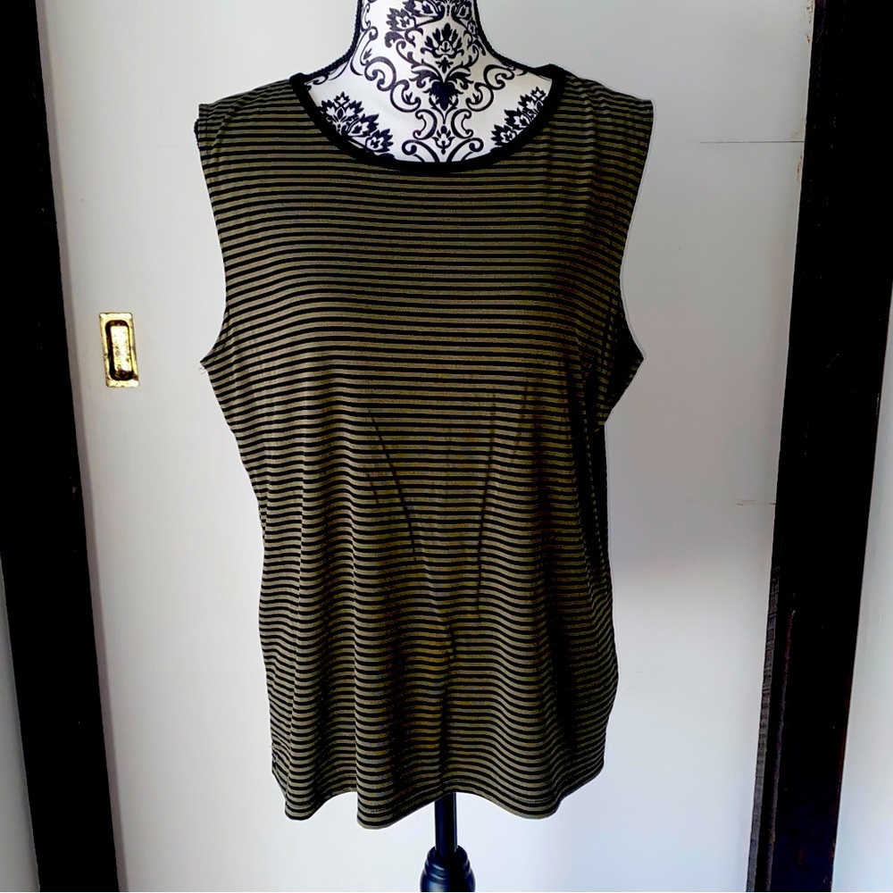 Dress Barn Woman Size 1X Gold and Black Striped Nylon Tank Top